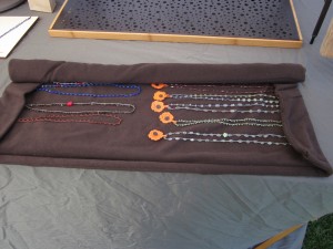 truejune-jewelry-display-for-market-booths-1-3